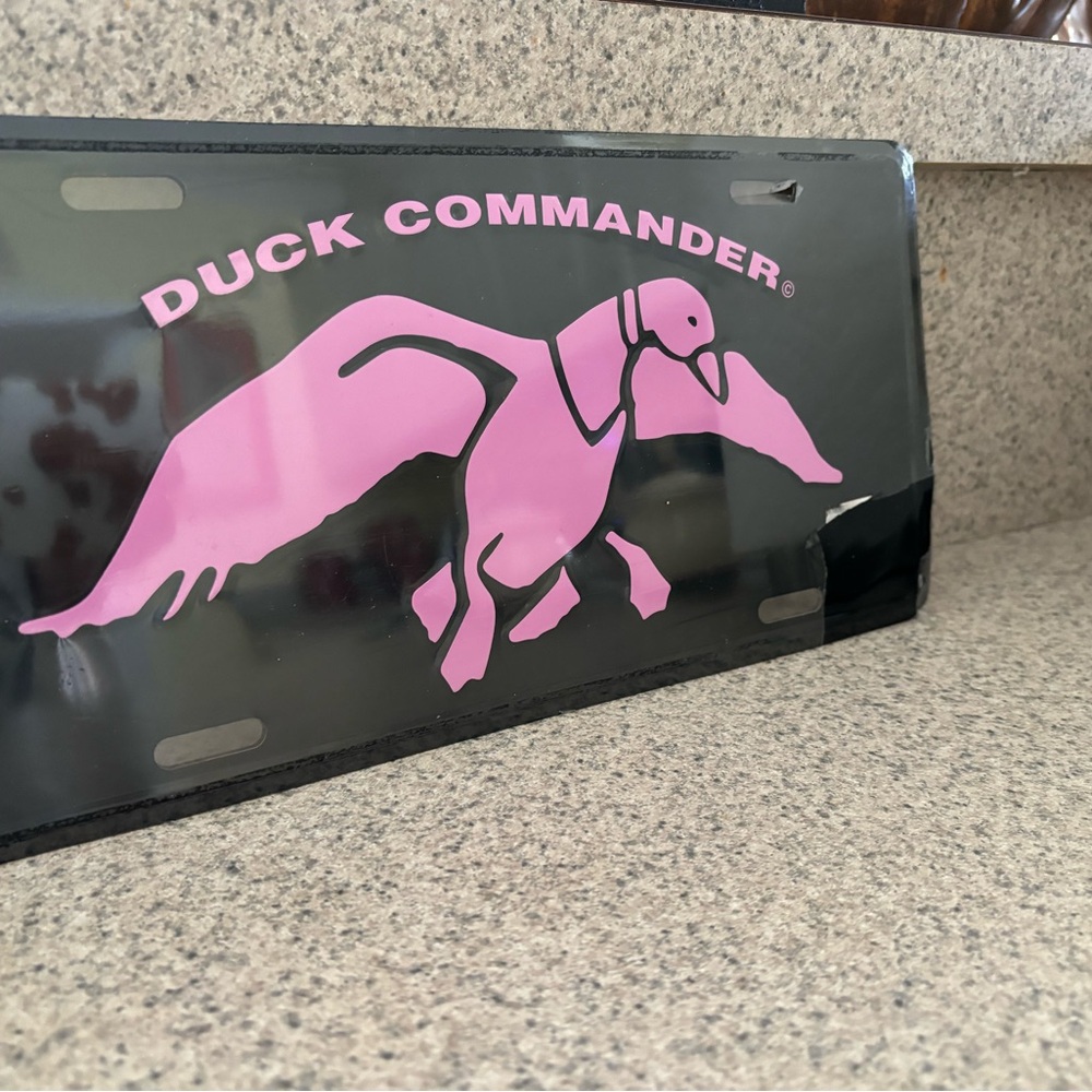 Duck Commander pink license plate